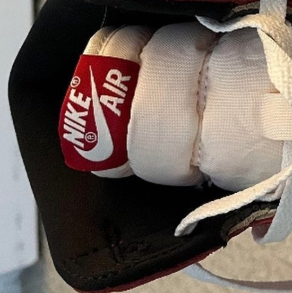 Nike Air Jordan 1 Retro OG High Lost & Found Sneakers - Picture 3 of 13